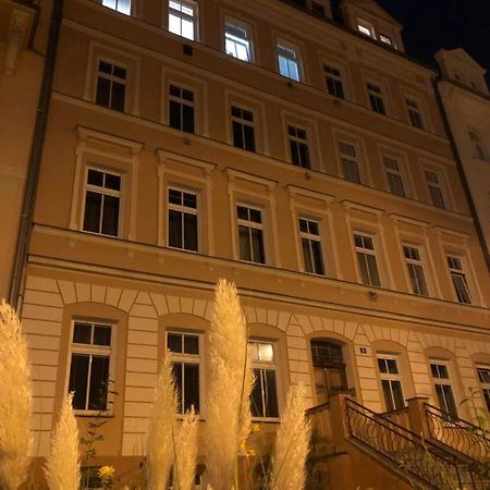 Byt S Krasnou Vyhlidkou Na Hotel Imperial Karlovy Vary Extérieur photo